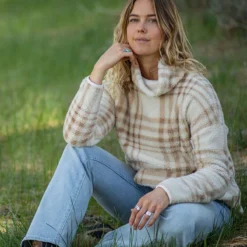 Roley Cowl Sweater - Women's