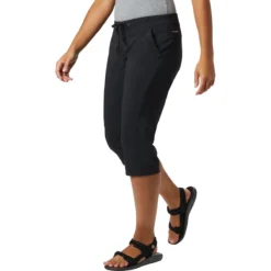 Columbia Anytime Outdoor Capri Pant - Women's -The North Face || Patagonia || Mountain Hardwear Shop BK 18
