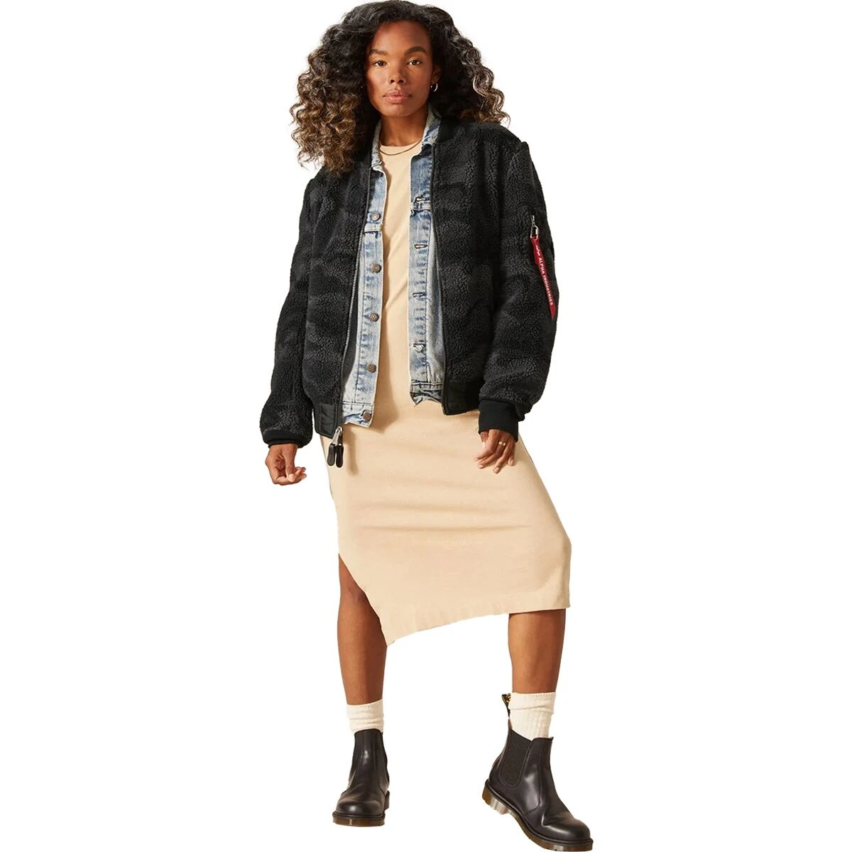 Alpha Industries L-2B Sherpa Bomber Jacket - Women's 2 Alpha Industries L-2B Sherpa Bomber Jacket - Women's - Image 2