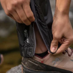 Outdoor Research Helium Rain Pant - Women's -The North Face || Patagonia || Mountain Hardwear Shop BLA D7 10