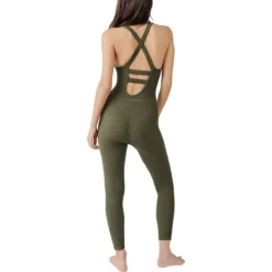 Free Throw One-Piece - Women's -The North Face || Patagonia || Mountain Hardwear Shop DAROLI D3