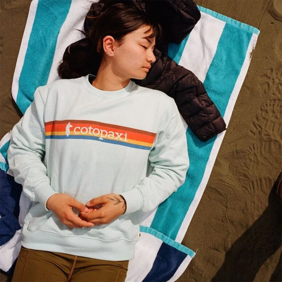 Cotopaxi On The Horizon Crew Sweatshirt - Women's 1 Cotopaxi On The Horizon Crew Sweatshirt - Women's