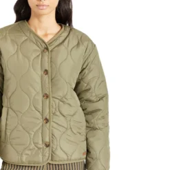 Brixton Sherpa Reversible Padded Jacket - Women's -The North Face || Patagonia || Mountain Hardwear Shop MILOLI D2