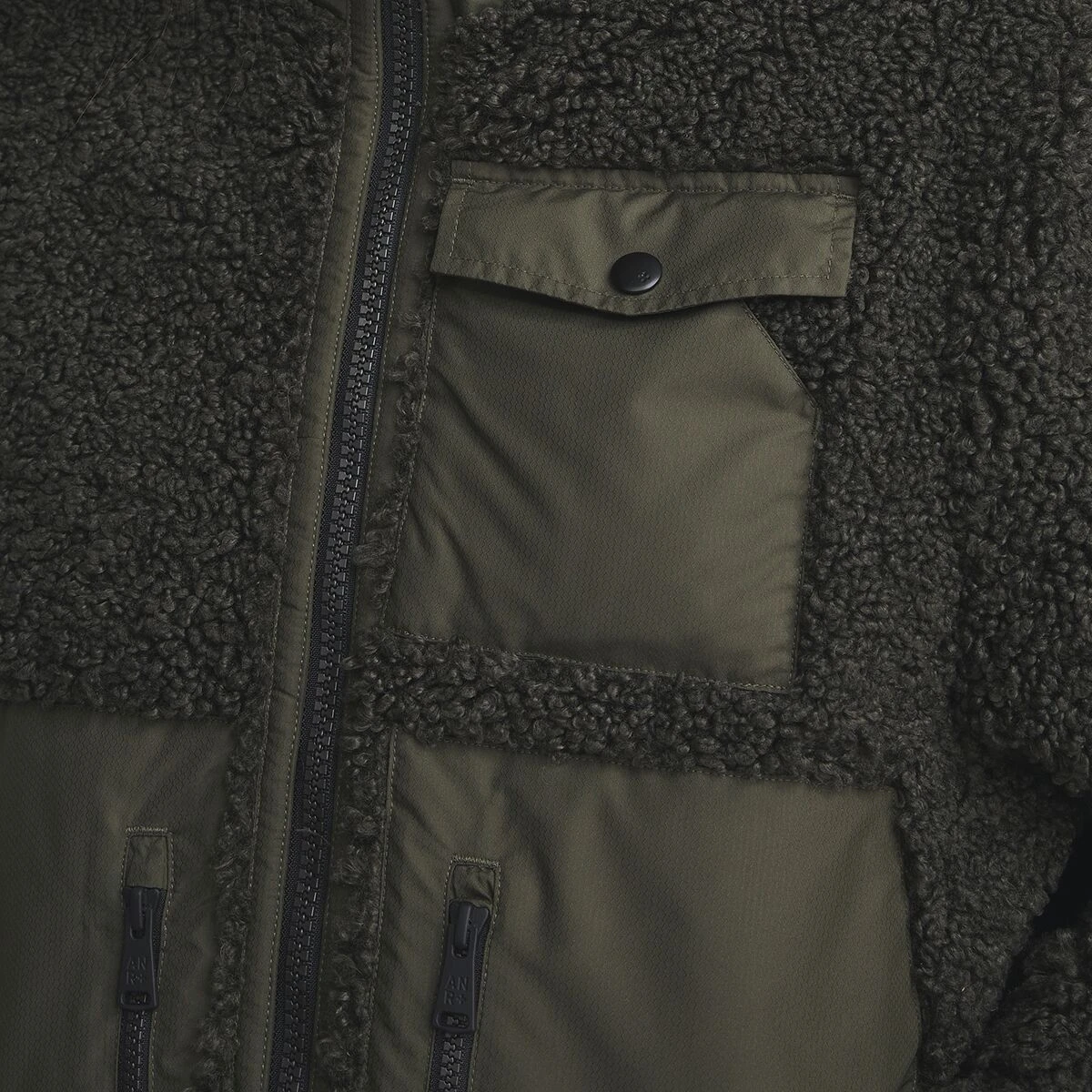 Noelle Shearling Jacket - Women's 7 Noelle Shearling Jacket - Women's - Image 7