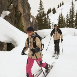 Mammut Aenergy Air HS Hooded Jacket - Women's 18 Mammut Aenergy Air HS Hooded Jacket - Women's -The North Face || Patagonia || Mountain Hardwear Shop SAFMAR D12