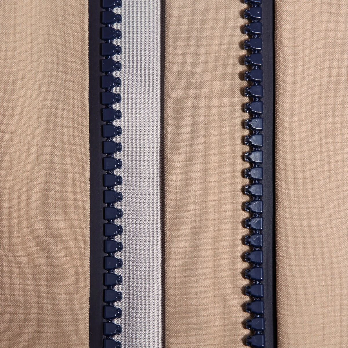 Mammut Aenergy Air HS Hooded Jacket - Women's 3 Mammut Aenergy Air HS Hooded Jacket - Women's - Image 3