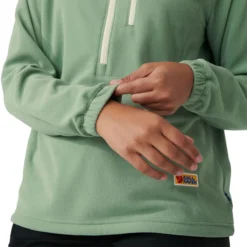 Fjallraven Vardag Lite Fleece - Women's -The North Face || Patagonia || Mountain Hardwear Shop SAGRCHWH D7